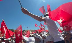 Ahlat’ta 1071 Zaferi coşkusu: Kahramanmaraşlı vatandaşın sözleri duygulandırdı