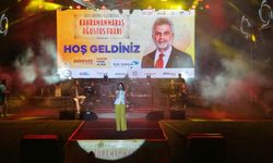 Kahramanmaraş'ta Ağustos Fuarı’nda geceye türküler ve şiirler damga vurdu