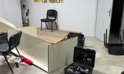 AK Parti İlçe Başkanlığı binasına saldırı