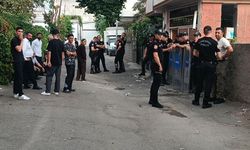 Annesini öldürüp çöp konteynerine attı