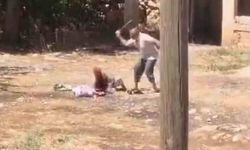 Bu nasıl evlat? Yaşlı annesini sopa ile öldüresiye dövdü