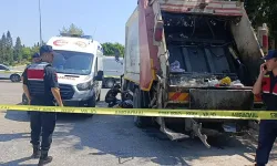 Çöp kamyonunun çarptığı temizlik görevlisi hayatını kaybetti