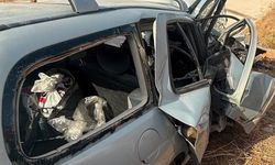 Takla atan otomobildeki çift öldü