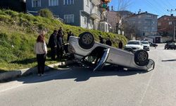 Takla atan otomobilin sürücüsü yaralandı