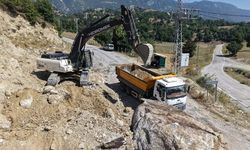 Kahramanmaraş Andırın kırsalında 20 kilometrelik yol yenileniyor