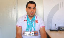 Kahramanmaraşlı Ayhan Kaya Avrupa Şampiyonası'nda 4 Madalya Kazandı!