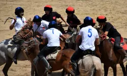 Kahramanmaraşlı Sporcular At Üzerinde Yarıştı!