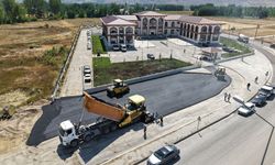 Kahramanmaraş’ta kamu binalarının çevre düzenlemeleri hız kesmiyor