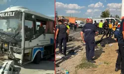 Midibüs ile kamyon çarpıştı; 1 ölü, 16 yaralı