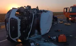 Minibüs, traktöre arkadan çarptı: 2 ölü, 6 yaralı