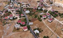 Nurhak Eskiköy – Hüyük yolu sıcak asfaltla yenileniyor