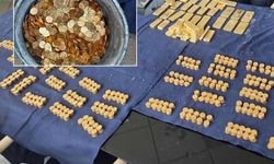 Tadilat Yaparken Servet Buldular! Duvarın Ardından Külçe Külçe Altın Çıktı