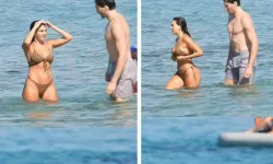Ünlü Çift Çeşme’de Görüntülendi! Denizden Çıkmadılar