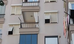 Anne ile kızının farklı odalarda cansız bedenleri bulundu