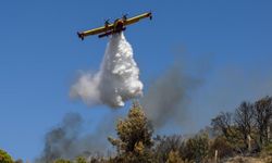 Yunanistanda iki yangın söndürme helikopteri havada çarpıştı