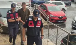 17 yaşındaki kızlarını yatağa zincirledikleri iddia edilen çift gözaltına alındı