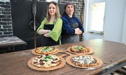Kahramanmaraş’ta Köyde Pizza Yapan Anne Kıza Yoğun İlgi