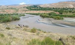 Aras Nehri kıyısında kimliği belirsiz erkek cesedi bulundu