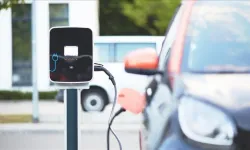 Elektrikli araç sahiplerini ilgilendiriyor! Kilometre bazlı vergi iddiasına yanıt