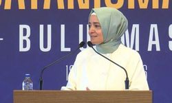Fatma Betül Sayan Kaya kimdir, kaç yaşında? Hangi bakanlık görevini yaptı?