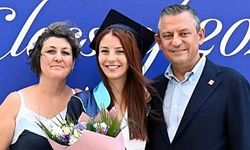 İpek Özel Kimdir? Özgür Özel'in Kızı İpek Özel Kaç Yaşında, Nereli?