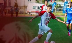 İstiklalspor - Beyoğlu Yeni Çarşıspor maçında ilk yarı sonucu