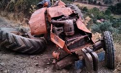 İzmir'de traktör devrildi: 1 ölü