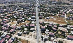 Kahramanmaraş Elbistan’da 2 kilometrelik Çilingir Caddesi sıcak asfaltla yenileniyor!