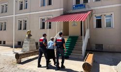 Kahramanmaraş'ta köpeği traktöre bağlayıp sürükleyen şüpheli yakalandı