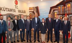 Milletvekili İrfan Karatutlu Kütahya’da Türkiye Yüzyılı Buluşmaları’na katıldı