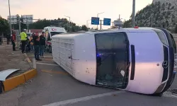 Minibüsler çarpıştı, 10 tarım işçisi yaralandı
