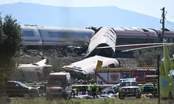 68 kişinin öldüğü tren kazası sonrası 3 günlük ulusal yas ilan edildi