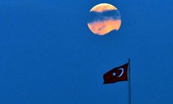 Sarıkamış'ta Dolunay, Türk Bayrağı ve Süslemelerle Göründü
