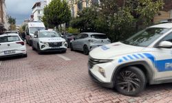 Avcılar'da Bıçaklı Kavgada 3 Kişi Yaralandı