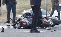 Bingöl'de otomobil ile çarpışan motosikletin sürücüsü ağır yaralandı
