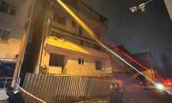 Darıca'da Boş Binanın Balkonu Çöktü, Sokak Kapatıldı