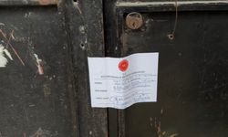 Küçükçekmece'de Çatlak Oluşan Bina Tahliye Edildi