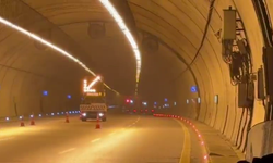 Kuzey Marmara Otoyolu'nda TIR Yangını Söndürüldü
