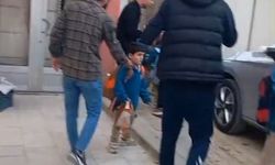 Yüksekova'da Öğrenci Servisi Market Kapısına Çarptı