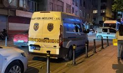Zeytinburnu'nda Silahlı Kavgada Binalara Mermi İsabet Etti