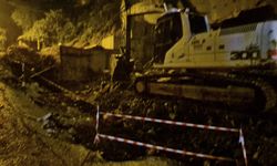 Zonguldak'ta Yağışla Birlikte Evin Duvarı Çöktü