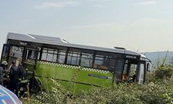 Feci kaza! Kendi kullandığı otobüsün altında kaldı