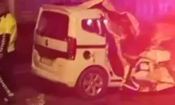 Hafif Ticari Araç TIR’a Çarptı, 2’si Çocuk 6 Kişi Ağır Yaralandı