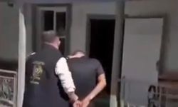 İş arkadaşlarının evinden altın ve para çalan 2 şüpheli yakalandı