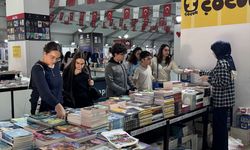 Kahramanmaraş Kitap Fuarı’nda Öğrencilere 250 TL’lik Destek