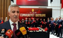 Kahramanmaraş Valiliği Cumhuriyet Kabul Töreni Düzenledi
