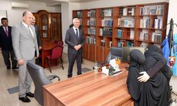 Kahramanmaraşlı siyam ikizleri Ayşe ve Sema azimleriyle örnek oluyor