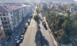 Kahramanmaraş’ta Deprem Konutlarına Giden Yol Baştan Sona Yenileniyor