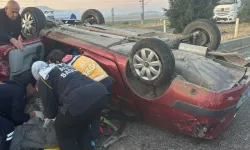 Kahramanmaraş’ta otomobil takla attı! Sürücü araçta sıkıştı