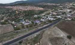 Kahramanmaraş'ta Söğütlü Mahallesi’nin 4 kilometrelik yolu asfaltlanıyor